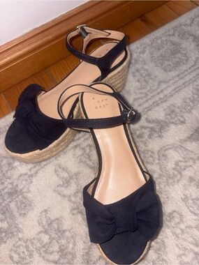 Navy Blue Bow Wedges - Women